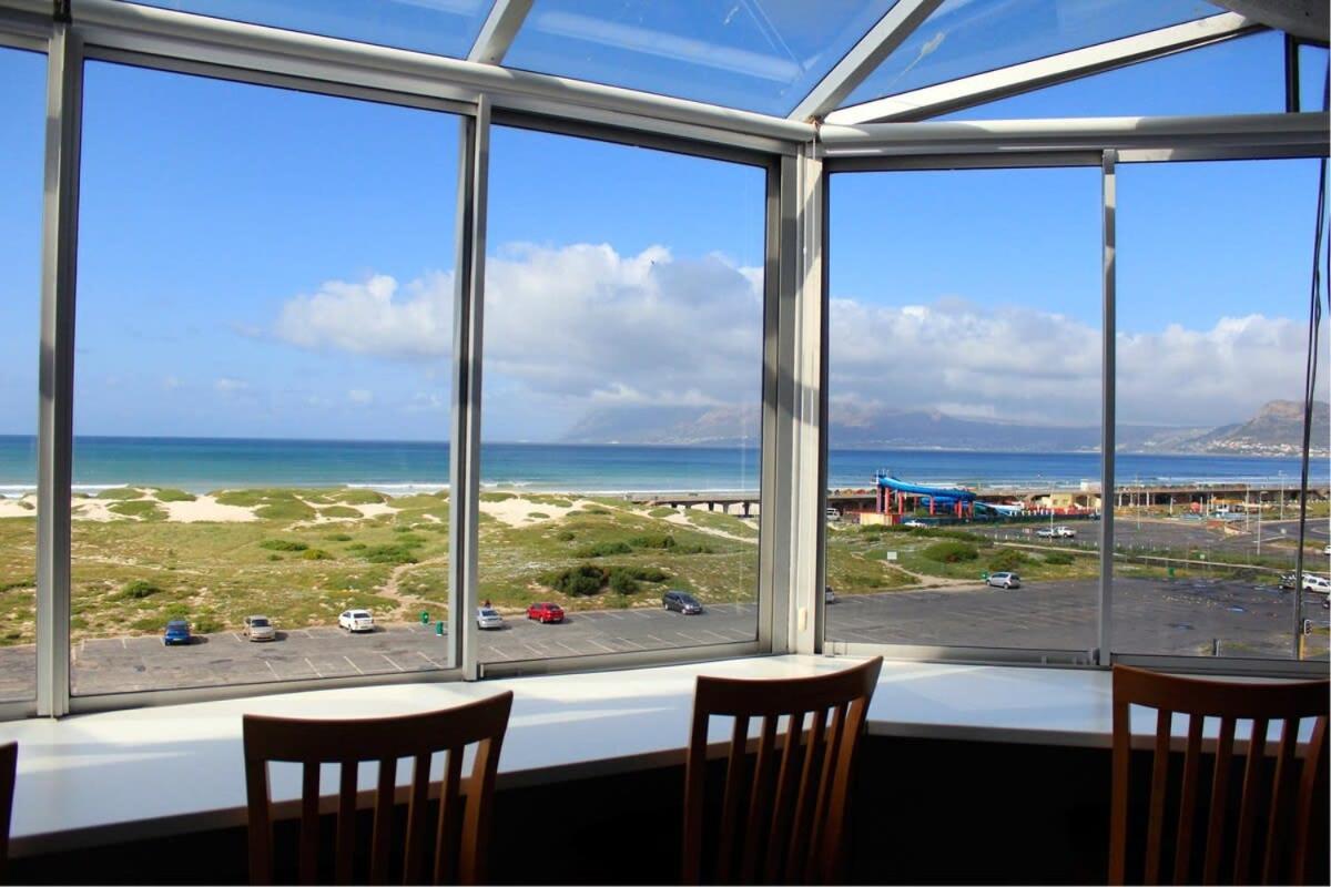 Apartamento Sunrise Penthouse Muizenberg Exterior foto